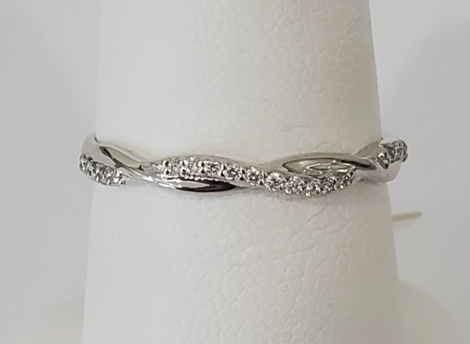 14kt White Gold Diamond Twist Stackable Band