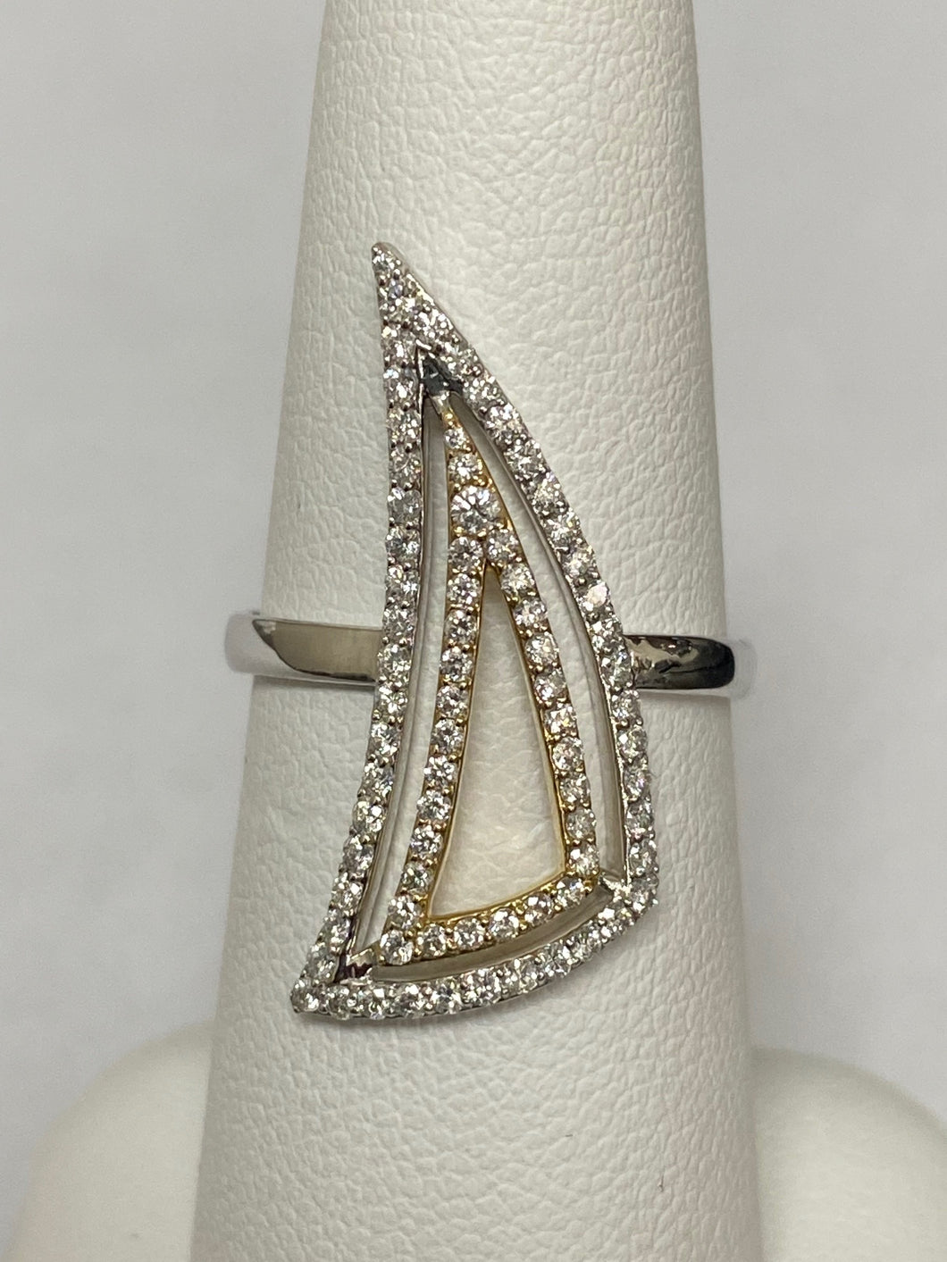 14kt White and Yellow Gold Diamond Geometric Fashion Ring
