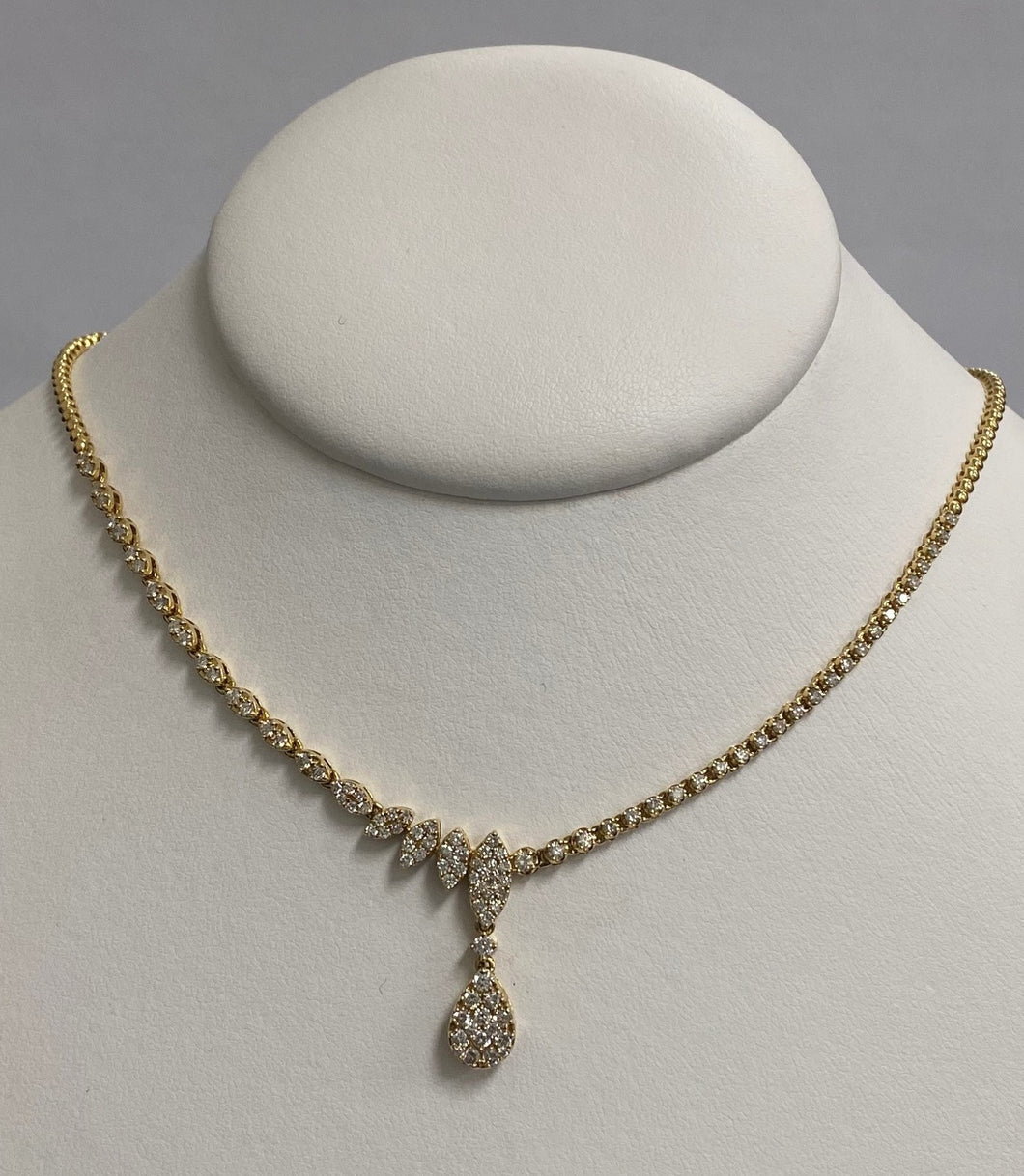 14kt Yellow Gold Diamond Necklace