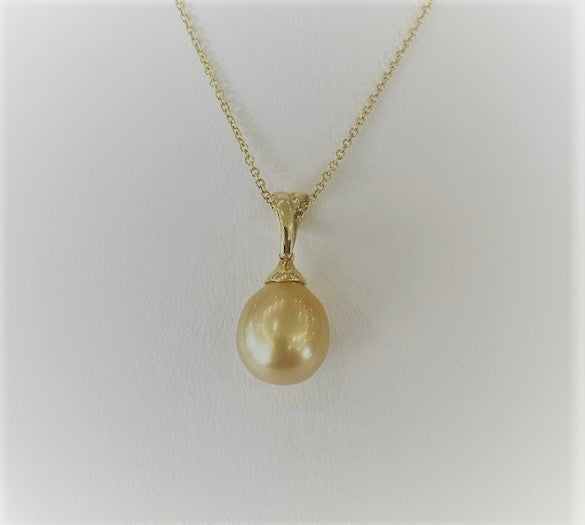 14kt Yellow Gold Golden South Sea Pearl Pendant